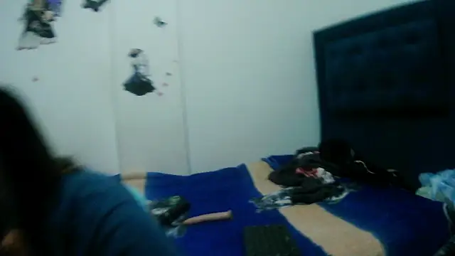 AddyStuart  online show from 10.07.25