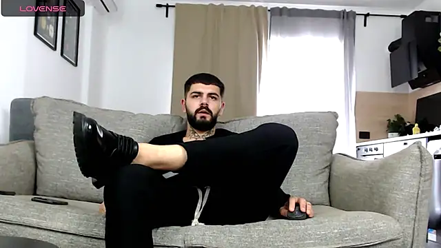 Snapshot of Killian_Vane chatting on 09.12.25 Killian Vane online show from 09.12.25