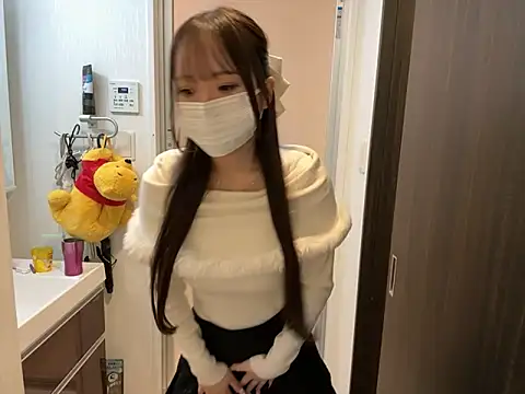 nano-da-u online show from 10.31.25