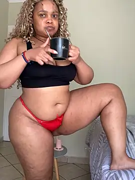 Snapshot of XXXquisiteVixen chatting on 11.26.25 XXXquisiteVixen online show from 11.26.25