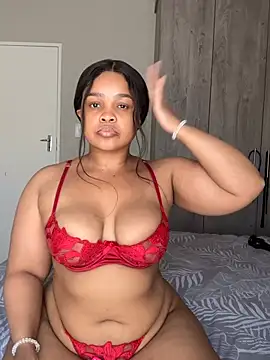 Snapshot of XXXquisiteVixen chatting on 02.01.26 XXXquisiteVixen online show from 02.01.26