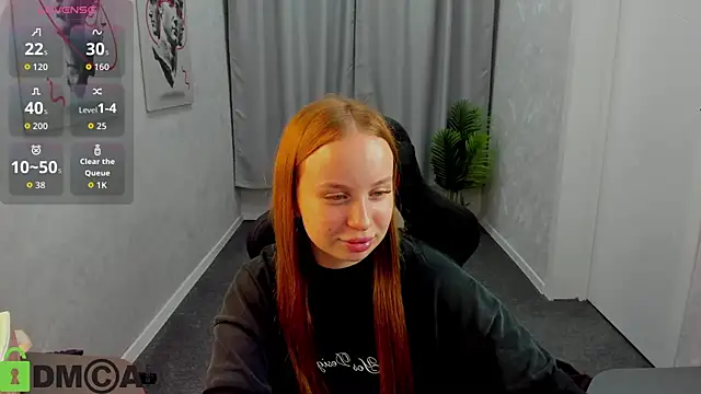 Snapshot of Bunny_Luvv chatting on 09.17.25 Bunny Luvv online show from 09.17.25