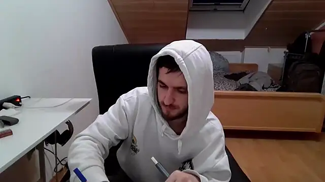 Snapshot of Bez3ybik chatting on 11.22.25 Bez3ybik online show from 11.22.25