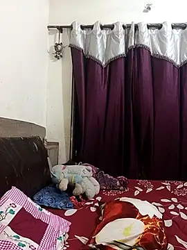 Snapshot of MEERAcle chatting on 03.12.26 MEERAcle online show from 03.12.26