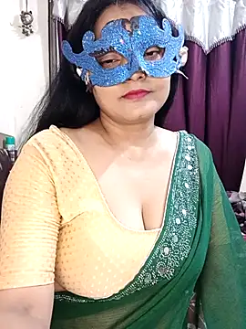 Snapshot of MEERAcle chatting on 03.22.26 MEERAcle online show from 03.22.26