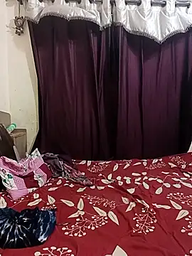 Snapshot of MEERAcle chatting on 03.24.26 MEERAcle online show from 03.24.26