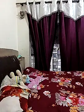 Snapshot of MEERAcle chatting on 03.27.26 MEERAcle online show from 03.27.26