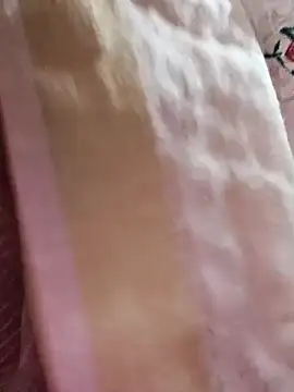 Snapshot of MEERAcle chatting on 04.01.26 MEERAcle online show from 04.01.26