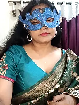 Snapshot of MEERAcle chatting on 04.05.26 MEERAcle online show from 04.05.26