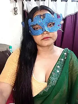 Snapshot of MEERAcle chatting on 04.13.26 MEERAcle online show from 04.13.26