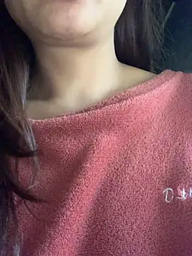 Quynh-Kun online show from 10.01.25