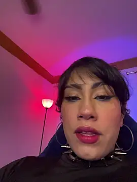 ZahaRose online show from 01.12.26