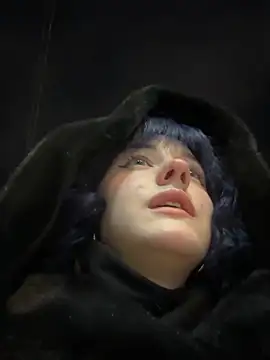 Only April online show from 01.09.26