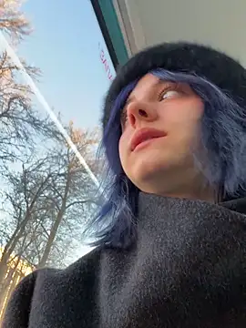 Only April online show from 03.23.26