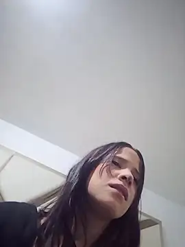 KLOE LUSTX online show from 02.17.26