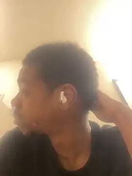 Snapshot of huhgtr chatting on 12.03.25 huhgtr online show from 12.03.25