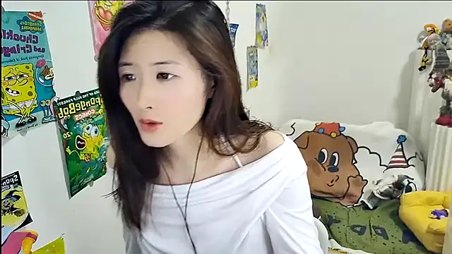 Moonlight-23 online show from 09.28.25