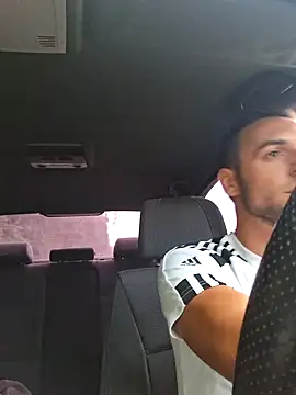 Snapshot of Necunoscutul001 chatting on 09.14.25 Necunoscutul001 online show from 09.14.25