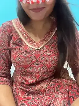 Snapshot of Naughty-Kamini chatting on 09.23.25 Naughty-Kamini online show from 09.23.25