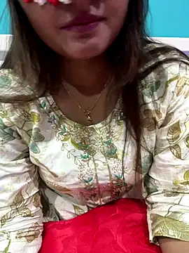 Snapshot of Naughty-Kamini chatting on 10.07.25 Naughty-Kamini online show from 10.07.25