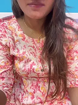 Snapshot of Naughty-Kamini chatting on 10.09.25 Naughty-Kamini online show from 10.09.25