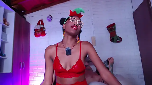 lucyymaximo online show from 12.15.25