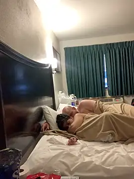 shakeweight online show from 11.11.25