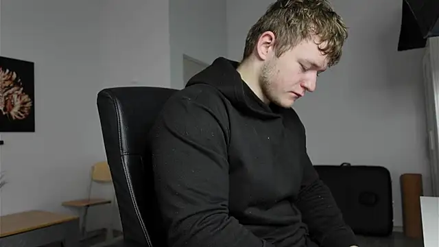 Richard Dullas online show from 09.28.25