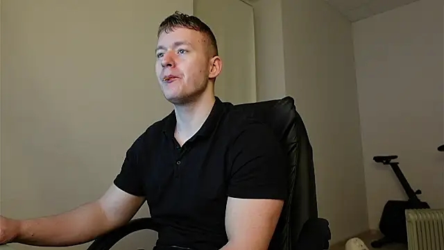 Snapshot of Richard_Dullas chatting on 04.13.26 Richard Dullas online show from 04.13.26