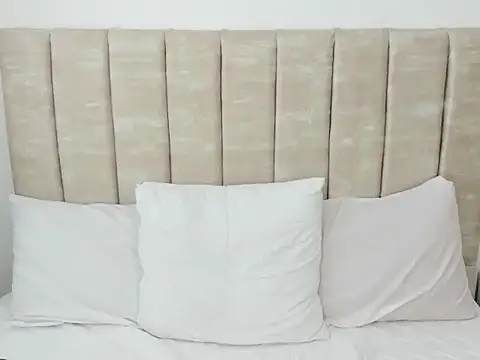 AprilStone1 online show from 12.18.25