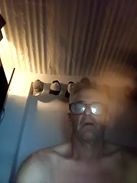 Snapshot of CPTCOCK chatting on 11.18.25 CPTCOCK online show from 11.18.25