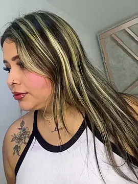 ashley-swift- online show from 02.04.26