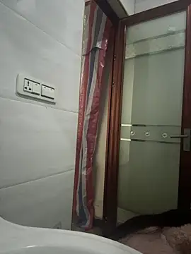 crhong666 online show from 02.07.26