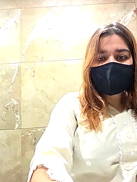 Snapshot of priyalfck99 chatting on 10.11.25 priyalfck99 online show from 10.11.25