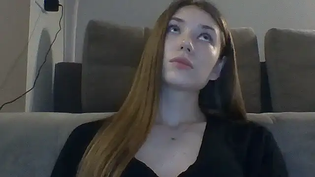 Snapshot of JennaCash chatting on 09.12.25 JennaCash online show from 09.12.25