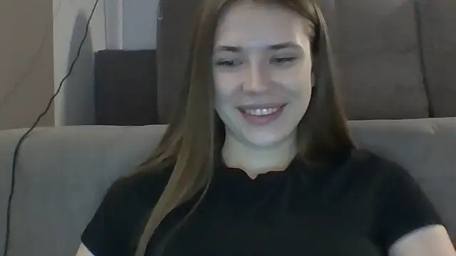 Snapshot of JennaCash chatting on 09.21.25 JennaCash online show from 09.21.25