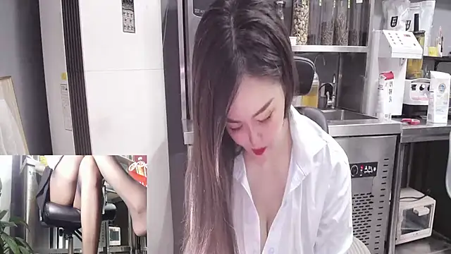 Eileen-L online show from 09.14.25