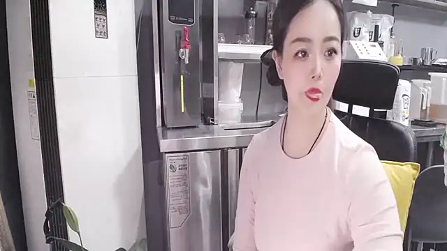 Eileen-L online show from 09.28.25