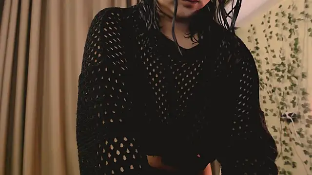 Snapshot of HoneyBroownie chatting on 11.17.25 HoneyBroownie online show from 11.17.25