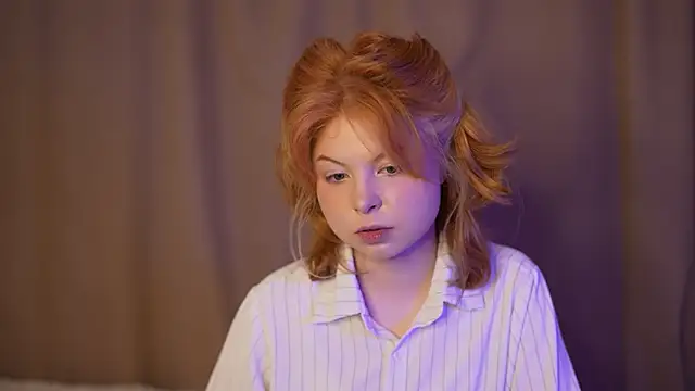 Stella Vanila online show from 09.16.25