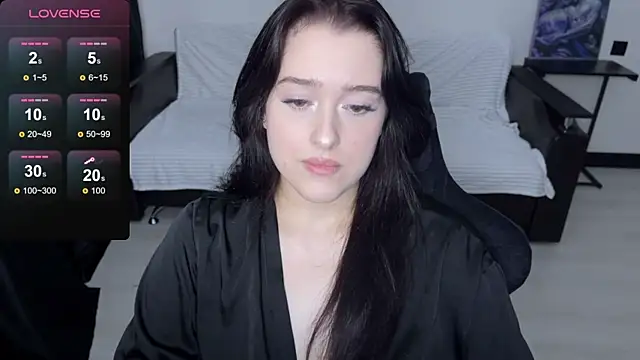 Snapshot of Sunshine_J chatting on 11.08.25 Sunshine J online show from 11.08.25