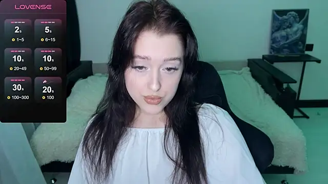 Snapshot of Sunshine_J chatting on 12.05.25 Sunshine J online show from 12.05.25