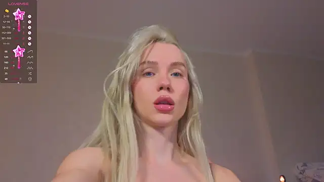 KittenFang online show from 01.06.26