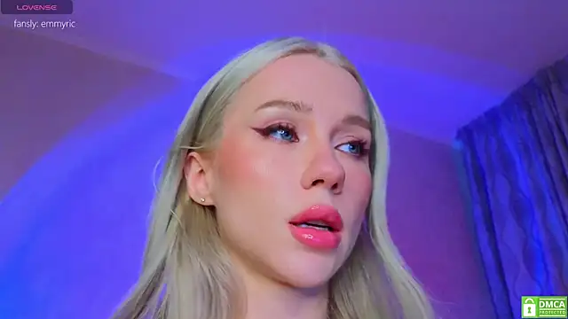 KittenFang online show from 03.26.26