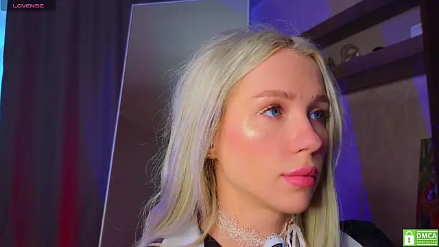 KittenFang online show from 04.05.26