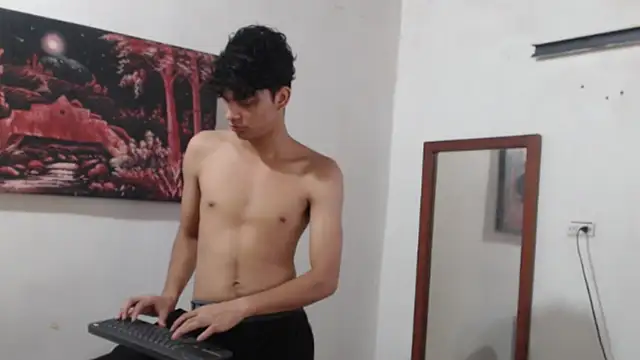 alice julls online show from 11.29.25