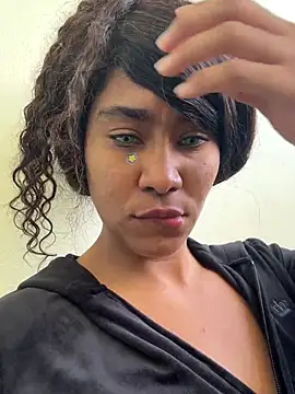 LuckyKhloe online show from 09.26.25