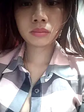 Snapshot of Dung-Thao19 chatting on 02.21.26 Dung-Thao19 online show from 02.21.26