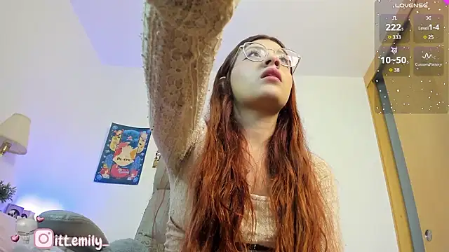 Snapshot of emily_uwu0 chatting on 02.03.26 emily uwu0 online show from 02.03.26