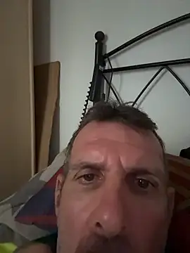 Snapshot of gigolobcn chatting on 02.02.26 gigolobcn online show from 02.02.26